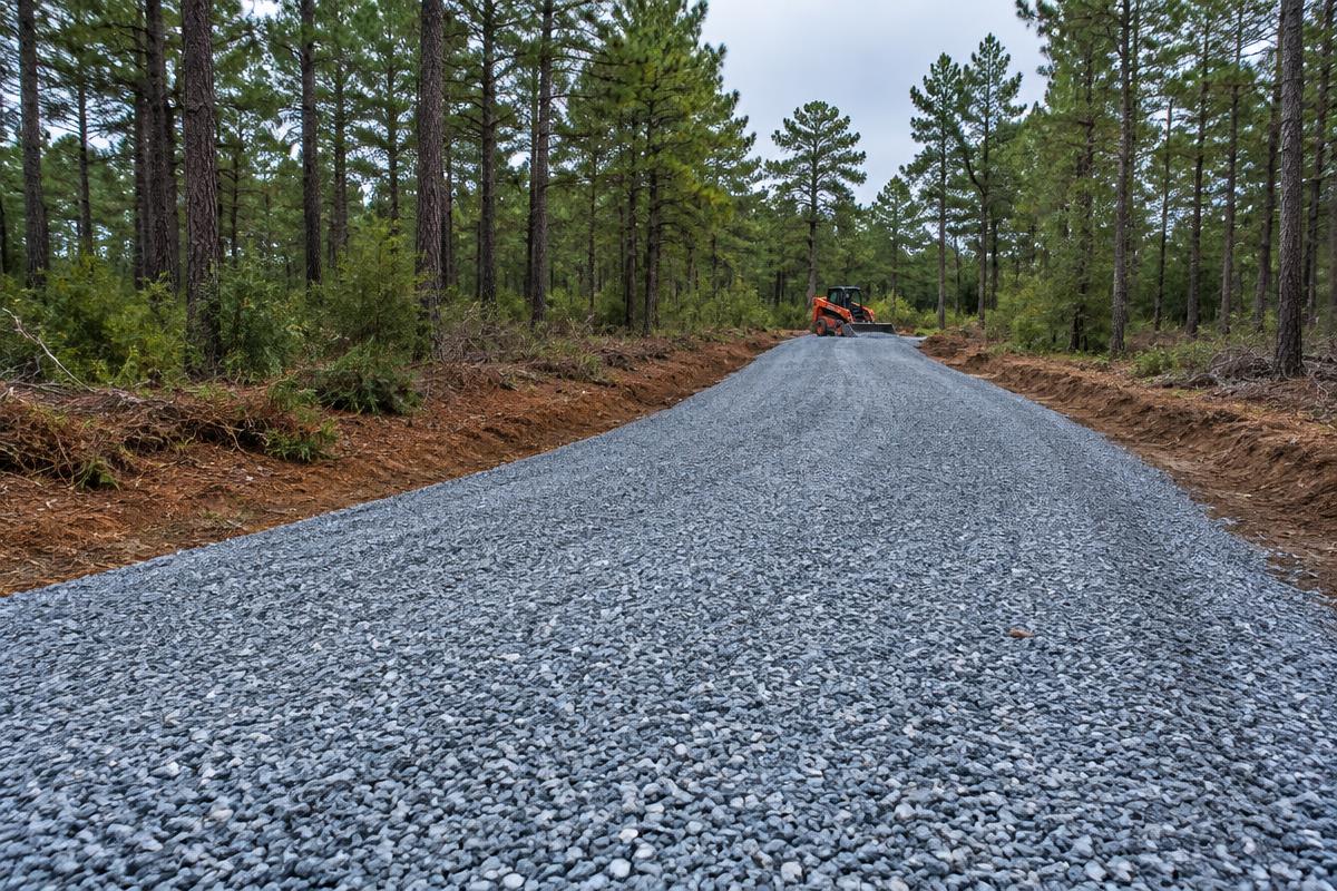 Pine Ridge Gravel Drive